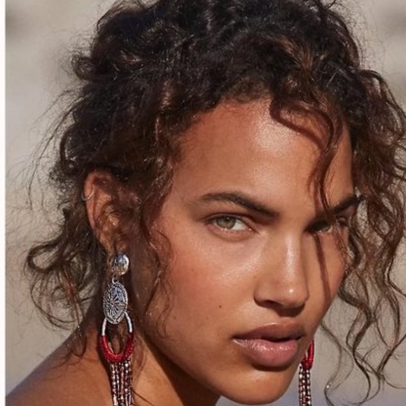Free People wait for me Earrings - Picture 2 of 6